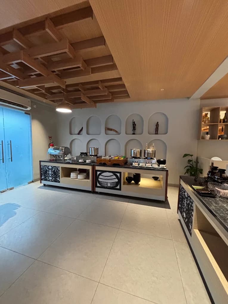 Prepared buffet counter at Hoya Lounge